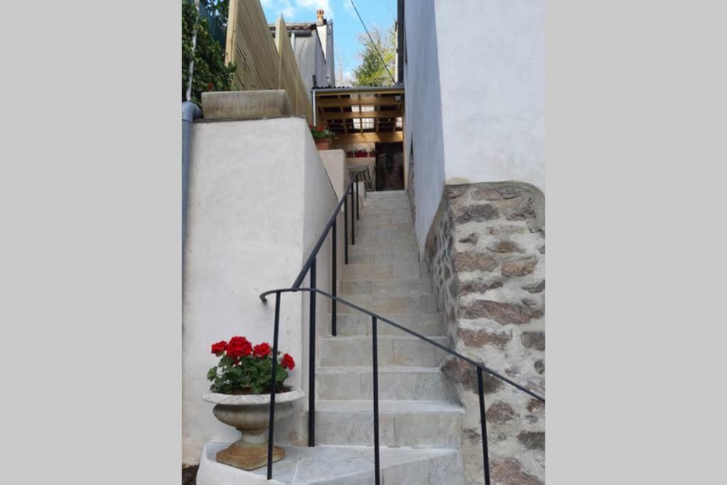 La Petite Maison Dans La Vallee Авалон Екстериор снимка